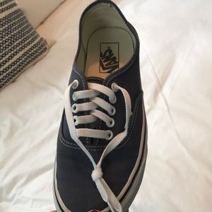 Vans authentic